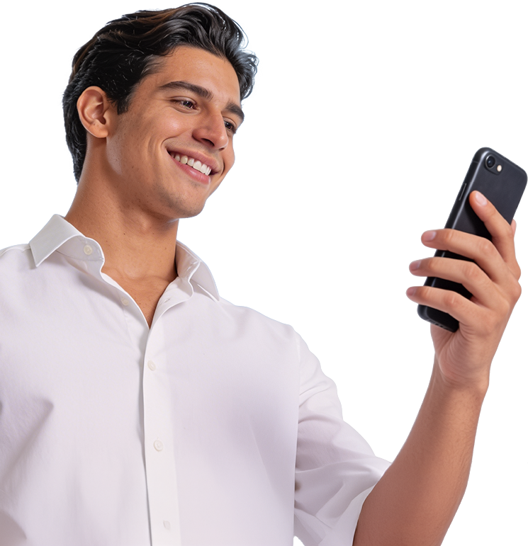 persona usando maico en su teléfono