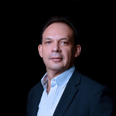 Alejandro Santiago
